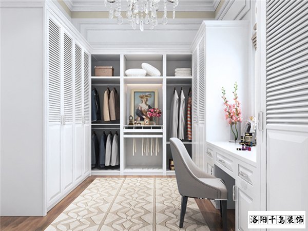 多功能衣柜，置衣儲物一步到位