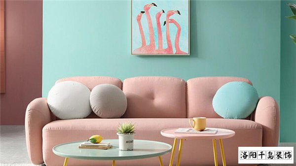 洛陽(yáng)裝修公司哪家好又便宜?北歐風(fēng)沙發(fā)搭配技巧